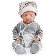 Load image into Gallery viewer, Vollence 18 inch Realistic Reborn Baby Doll
