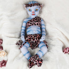 Load image into Gallery viewer, Vollence 20 inch Golden Eyes Avatar Sleeping Full Silicone Baby Doll
