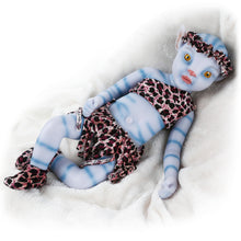 Load image into Gallery viewer, Vollence 20 inch Golden Eyes Avatar Sleeping Full Silicone Baby Doll
